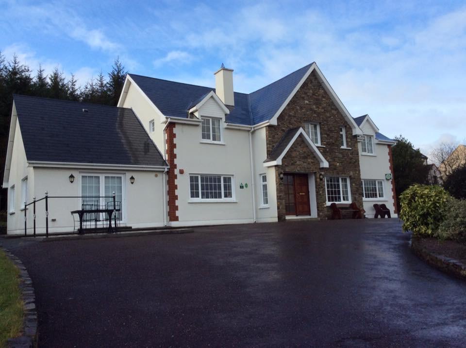 Sneem River Lodge Bed & Breakfast エクステリア 写真